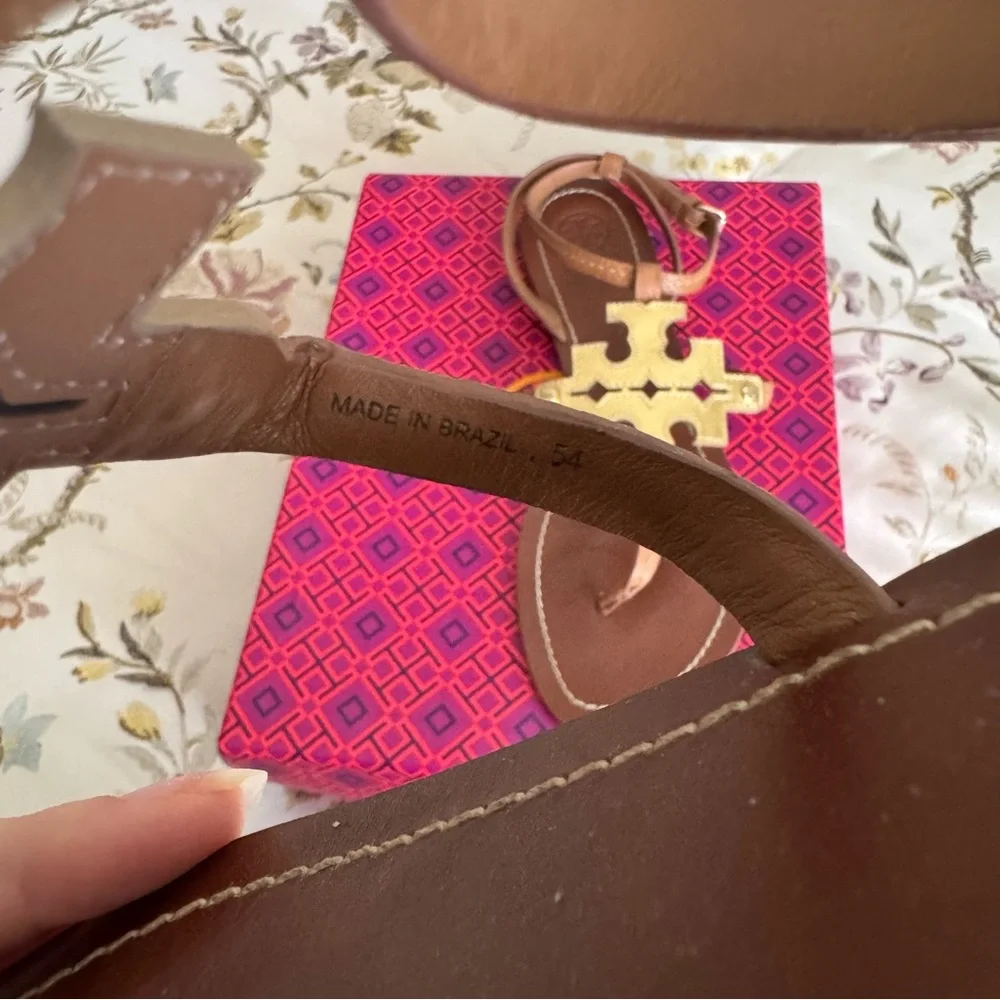 Tory Burch Chandler Flat Sandal - SIZE 10.5